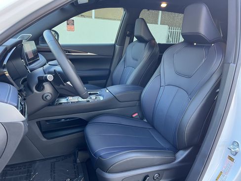 Certified 2026 INFINITI QX60 Sport w/ Dark Cargo Package AWD/4WD image 2