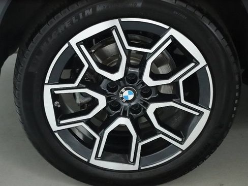 Used 2025 BMW X1 xDrive28i w/ Convenience Package AWD/4WD image 13