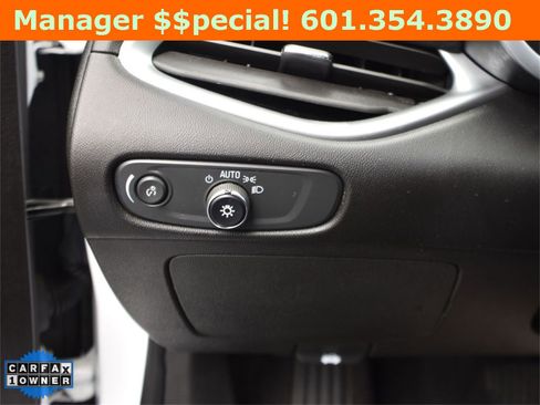 Used 2024 Chevrolet Malibu LT image 30