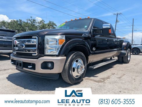 Used 2014 Ford F350 King Ranch w/ King Ranch w/Chrome Package image 8