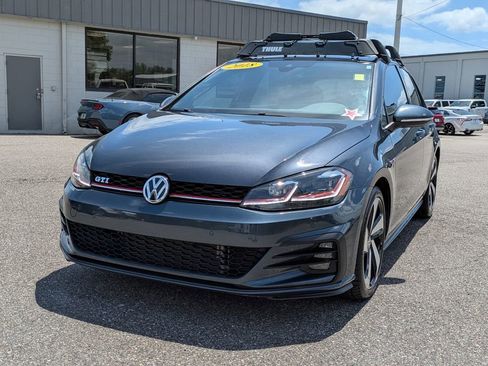 Used 2018 Volkswagen GTI S image 2