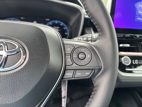 New 2026 Toyota Corolla Cross XLE w/ Convenience Package FWD image 18