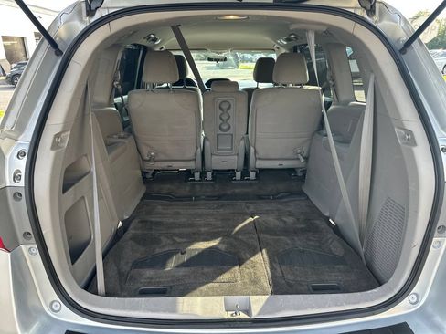 Used 2012 Honda Odyssey EX image 21