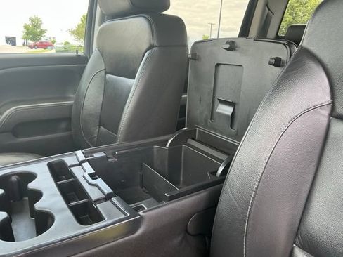 Used 2018 Chevrolet Silverado 1500 LT w/ All Star Edition AWD/4WD image 33