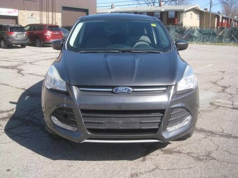 Used 2016 Ford Escape SE w/ SE Cold Weather Package image 2