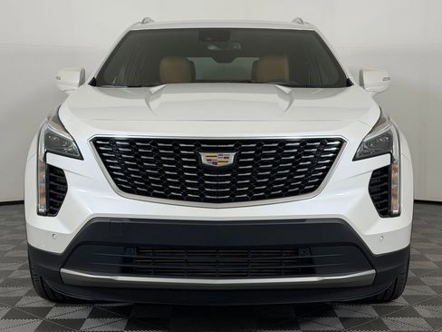 Used 2022 Cadillac XT4 Premium Luxury FWD image 6