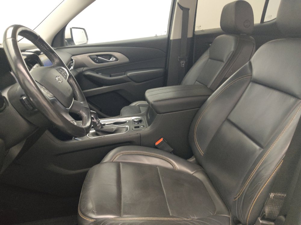 Used 2021 Chevrolet Traverse RS w/ LPO, Floor Liner Package FWD image 17