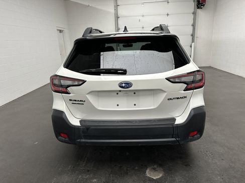 Certified 2025 Subaru Outback Onyx Edition image 7