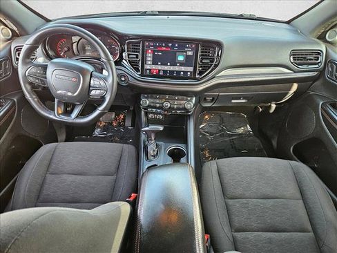 Used 2025 Dodge Durango GT RWD image 16