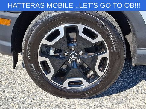 Used 2022 Ford Bronco Sport Outer Banks w/ Tech Package AWD/4WD image 8