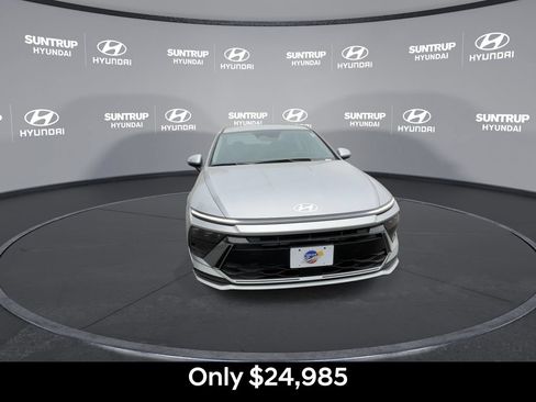 Certified 2026 Hyundai Sonata SE FWD image 4