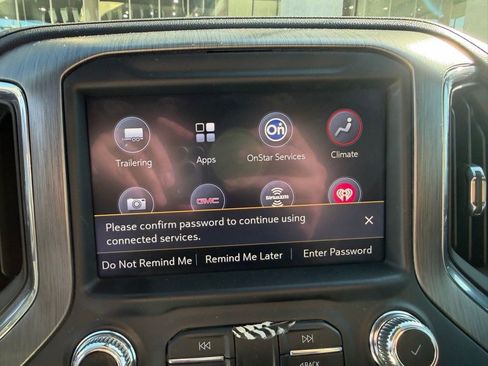 Certified 2020 GMC Sierra 1500 Denali w/ Denali Ultimate Package AWD/4WD image 15