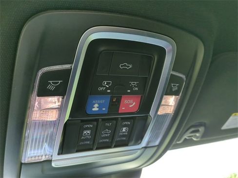 Used 2022 RAM 3500 Limited image 24