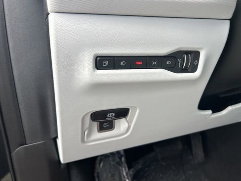 New 2026 Jeep Cherokee Limited image 37