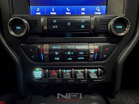 Used 2016 Ford Mustang Shelby GT350 w/ Track Package image 29