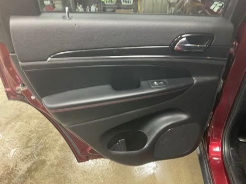 Used 2021 Jeep Grand Cherokee Trailhawk w/ Trailhawk Luxury Group image 15