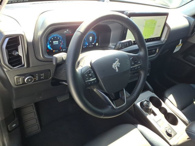 Used 2025 Ford Bronco Sport Outer Banks w/ Outer Banks Tech Package+ AWD/4WD image 8