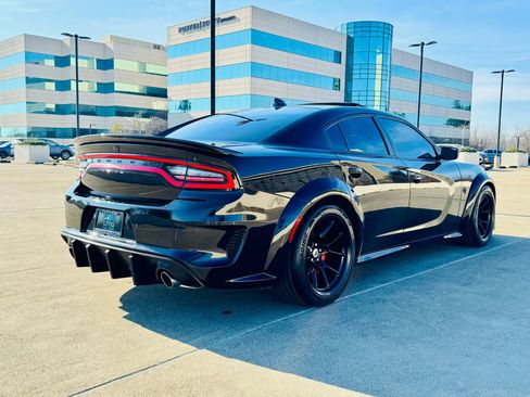 Used 2023 Dodge Charger SRT Hellcat RWD image 3