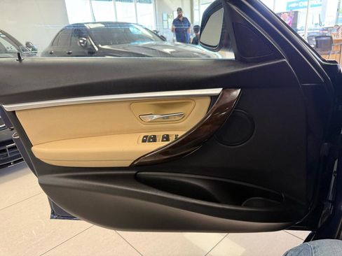 Used 2018 BMW 330i xDrive Sedan image 8