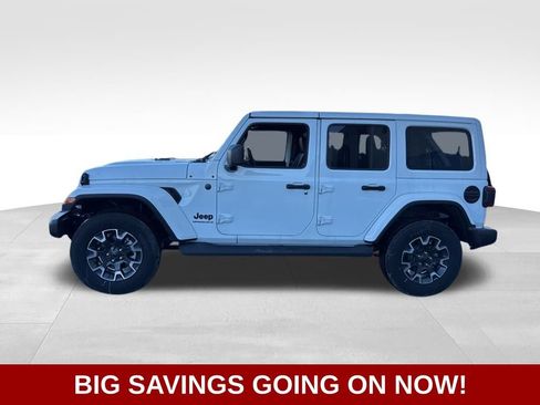 New 2025 Jeep Wrangler Sahara image 7
