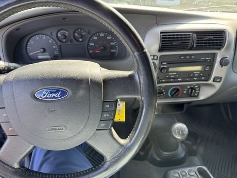 Used 2004 Ford Ranger XLT AWD/4WD image 3
