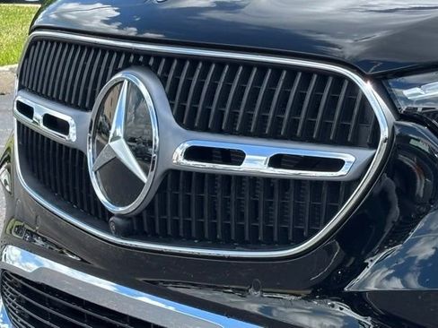 New 2026 Mercedes-Benz GLC 300 4MATIC image 5