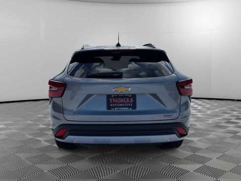 New 2026 Chevrolet Trax LT w/ Driver Confidence Package image 6