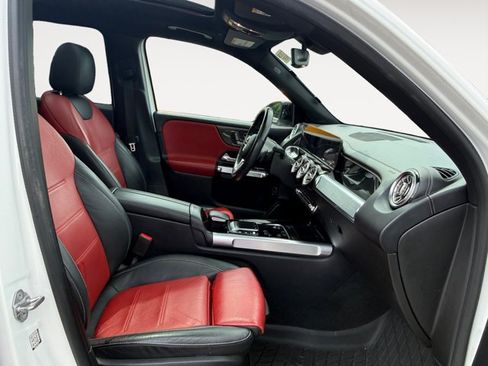 Used 2021 Mercedes-Benz GLB 250 image 15