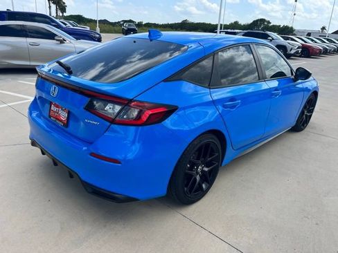 Used 2024 Honda Civic Sport image 6
