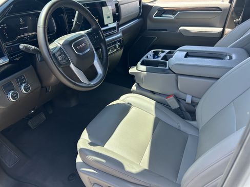 Used 2025 GMC Sierra 1500 SLT RWD image 13