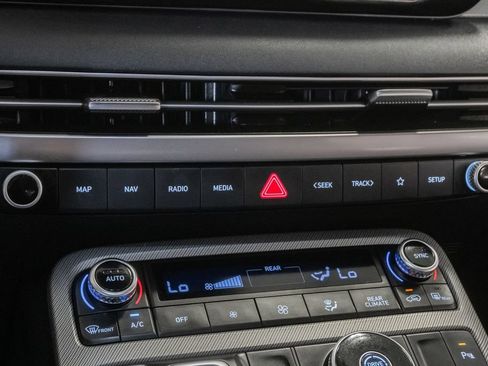 Used 2025 Hyundai Palisade SEL FWD image 19
