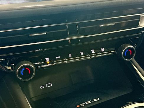 New 2026 Chevrolet Traverse LT w/ LPO, Floor Liner Package image 17