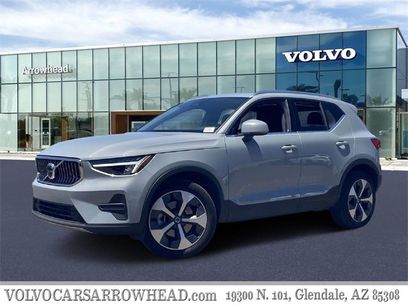 New 2025 Volvo XC40 B5 Core w/ Protection Package Premier