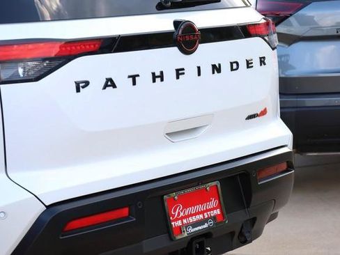 New 2026 Nissan Pathfinder Rock Creek w/ Rock Creek Premium Package AWD/4WD image 7