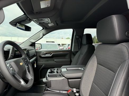 New 2025 Chevrolet Silverado 1500 LT image 14
