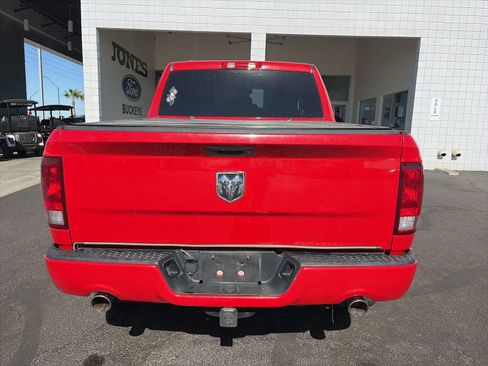 Used 2015 RAM 1500 Express RWD image 4