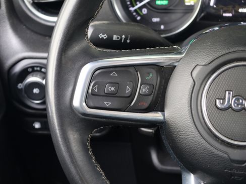 Used 2021 Jeep Wrangler Unlimited Sahara image 19