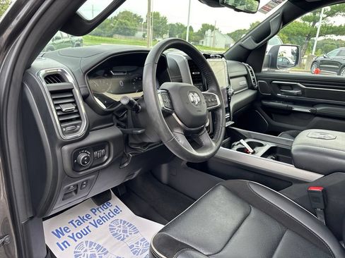 Used 2024 RAM 1500 Laramie AWD/4WD image 34