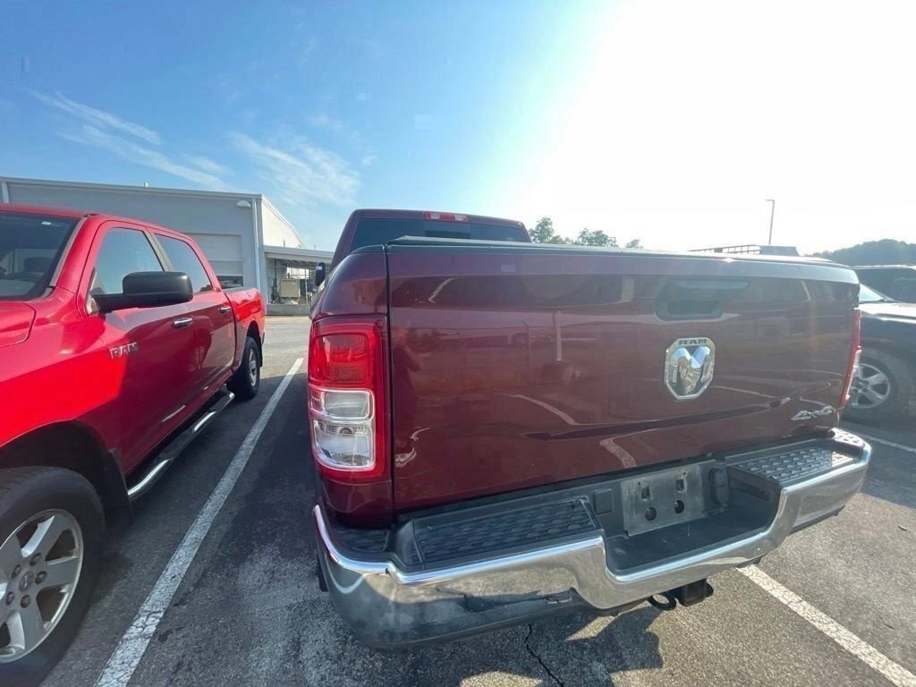 Used 2024 RAM 2500 Tradesman w/ Chrome Appearance Group AWD/4WD image 18