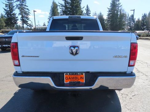Used 2018 RAM 1500 Outdoorsman image 7