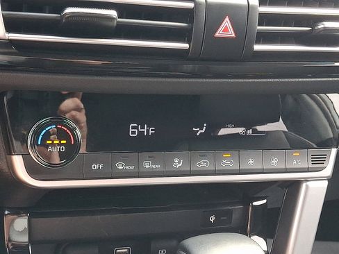 Used 2022 Kia Seltos SX AWD/4WD image 16