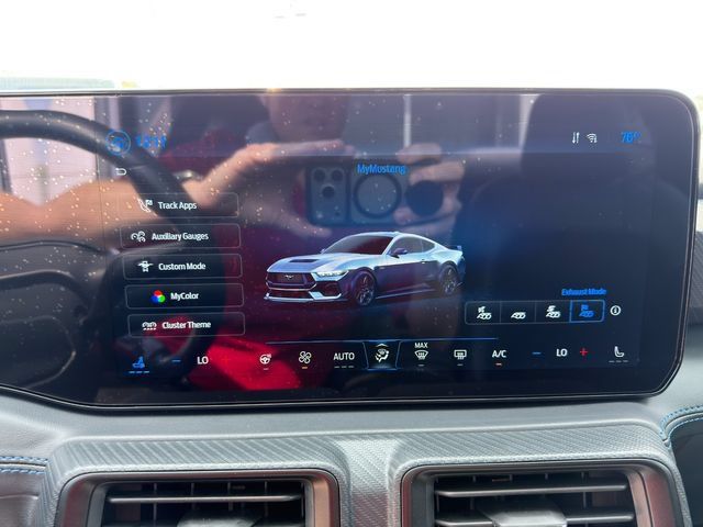 Used 2025 Ford Mustang Dark Horse RWD image 31