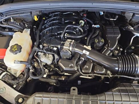 Used 2022 Jeep Grand Cherokee Limited image 29