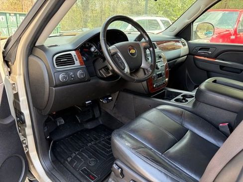 Used 2013 Chevrolet Tahoe LT image 8