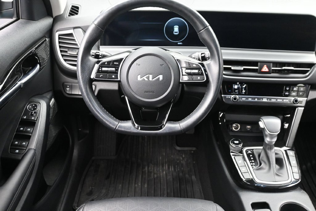Used 2024 Kia Seltos SX AWD/4WD image 14