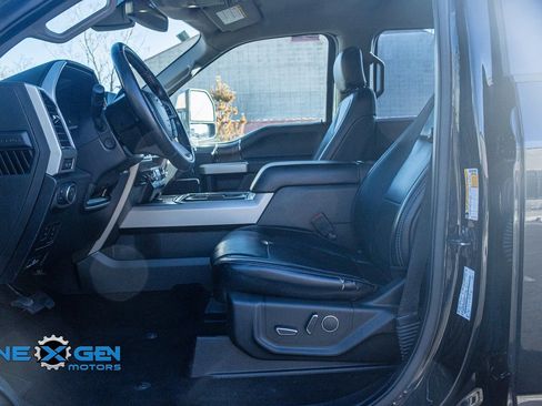 Used 2019 Ford F350 Lariat w/ Lariat Ultimate Package image 12