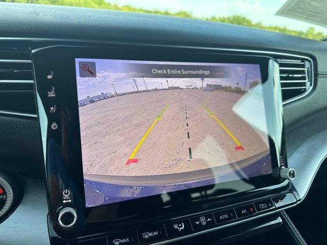 Used 2025 Jeep Wagoneer Series II AWD/4WD image 18