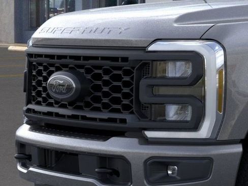 New 2025 Ford F250 Lariat w/ Lariat Ultimate Package image 17