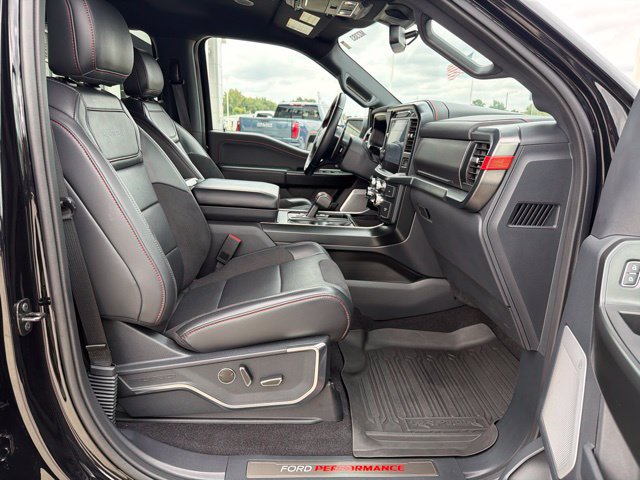 Used 2025 Ford F150 Raptor AWD/4WD image 42