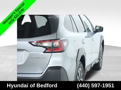 Used 2024 Subaru Outback Premium AWD/4WD image 47